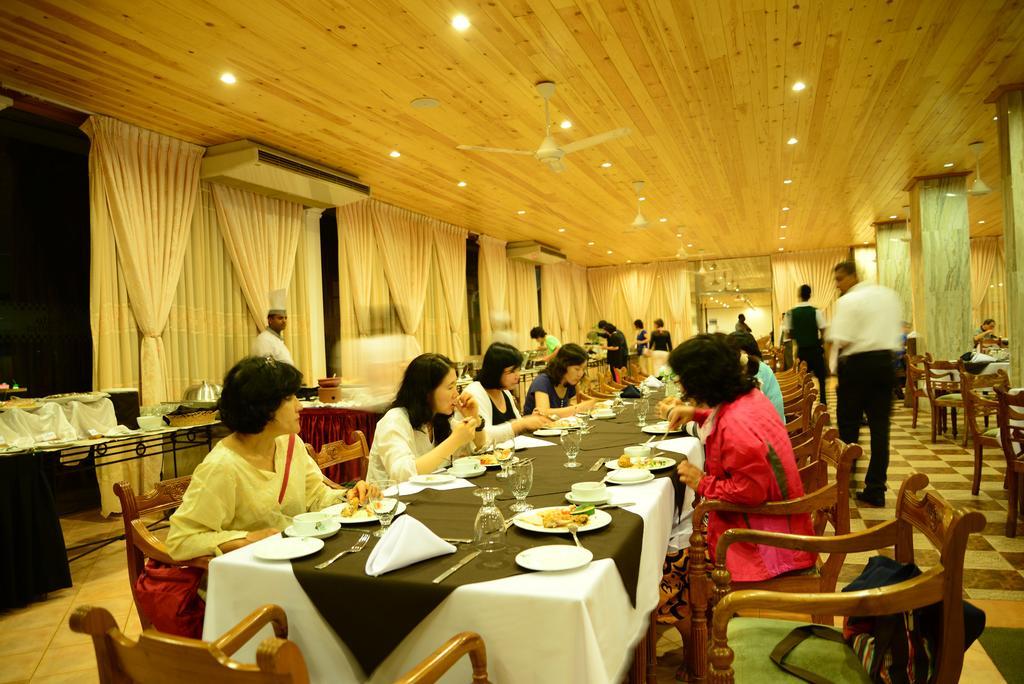 Hotel Sudu Araliya Polonnaruwa Dış mekan fotoğraf
